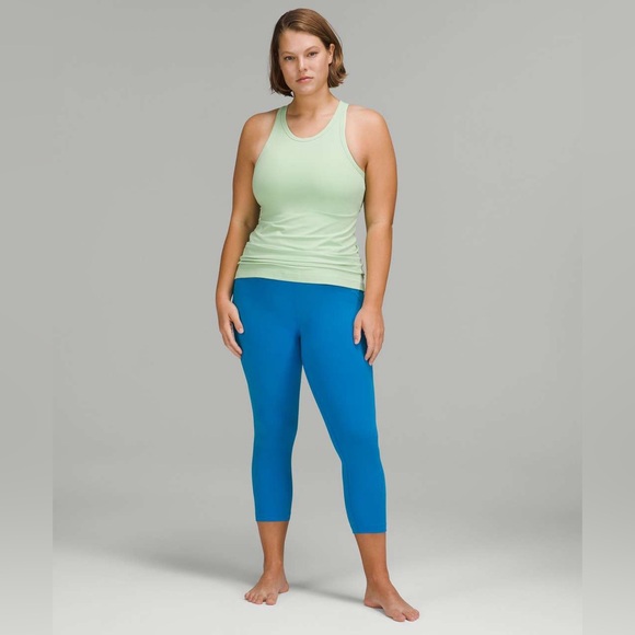 Lululemon InStill High-Rise‎ Crop 23" in Poolside - Picture 4 of 11